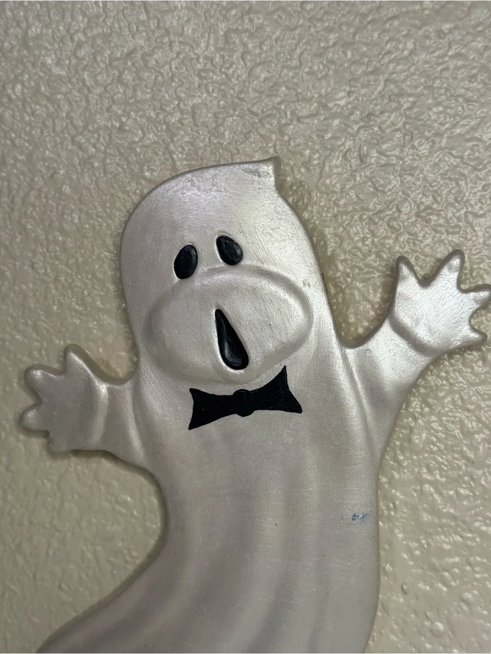 Vintage Silver Ghost Wall Accent - Decorative Home Wall Decor